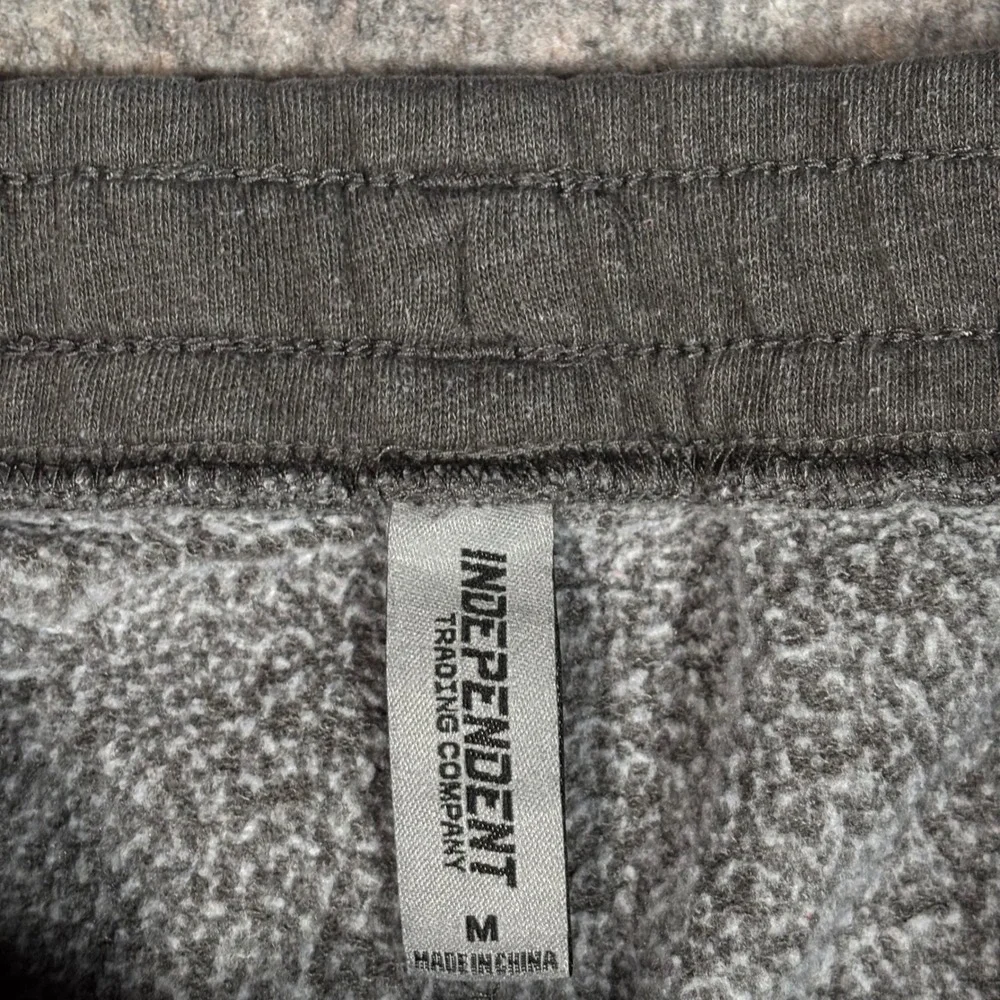 Massapequa HS Chiefs Sweatpants Mens Medium Independent Trading Co Charcoal Gray
